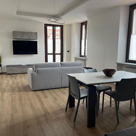 Appartamenti Dora Baltea Ivrea Exterior foto