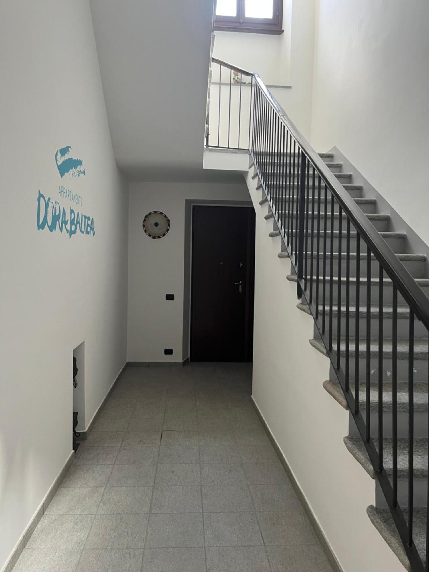 Appartamenti Dora Baltea Ivrea Exterior foto